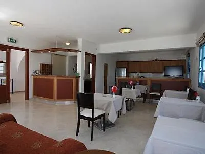 فندق Vakhos Island *